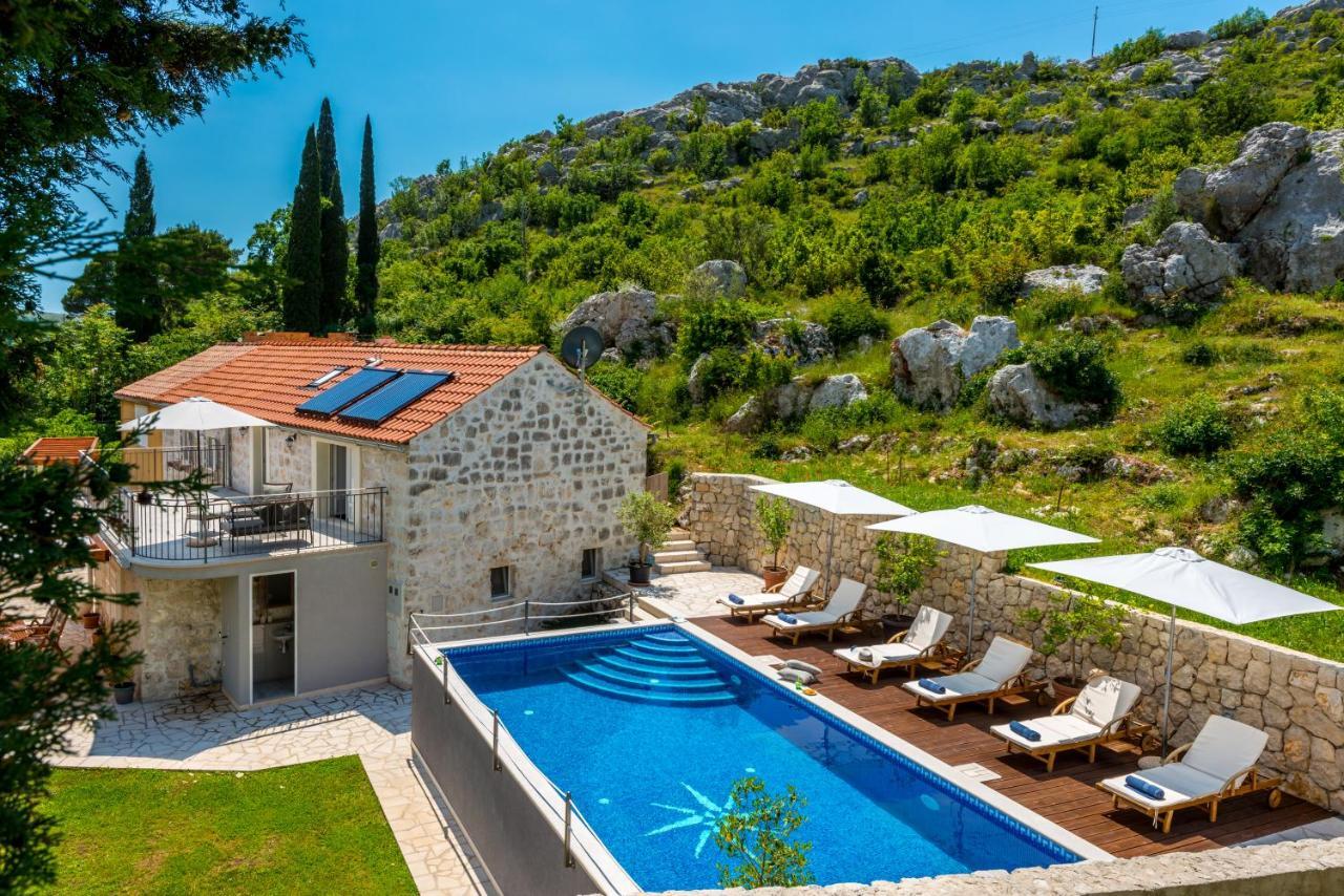 Villa Ane Celopeci Exterior photo